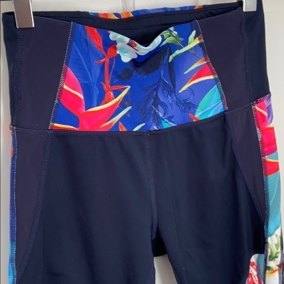 NWOT Athleta high waist yoga tight - Picture 3 of 7